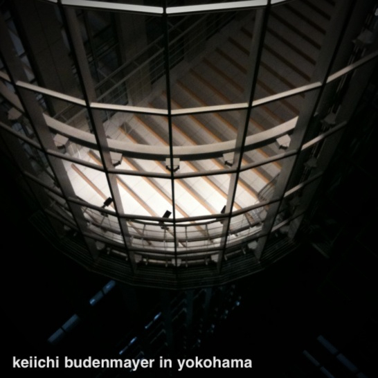 foto in Yokohama: 宇宙旅行で困る3つのこと